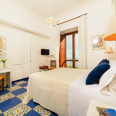 Hotel La Bussola Amalfi