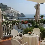 Hotel La Bussola Amalfi
