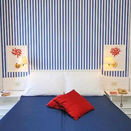 Hotel La Bussola 4*