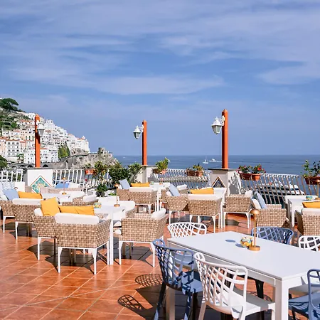 La Bussola Hotel 4*