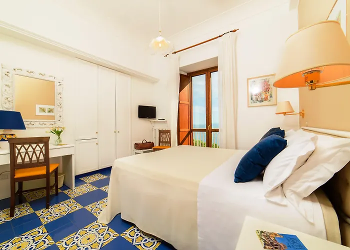 Hotel La Bussola Amalfi