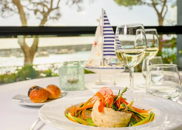 Готель La Bussola