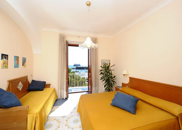 La Bussola Амальфі