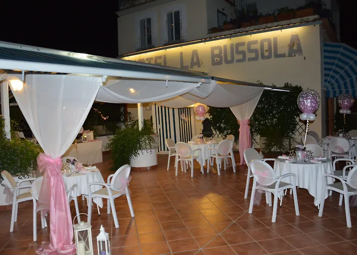 La Bussola Готель