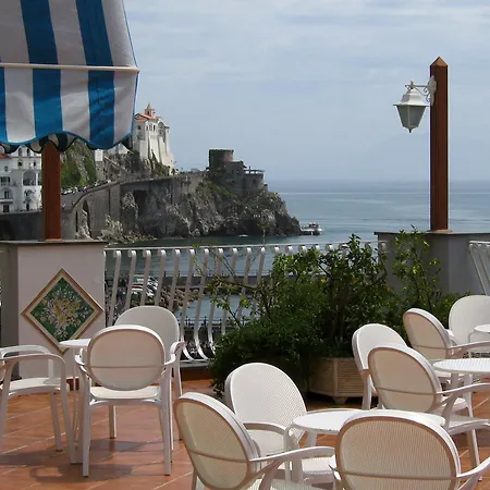 La Bussola Hotel