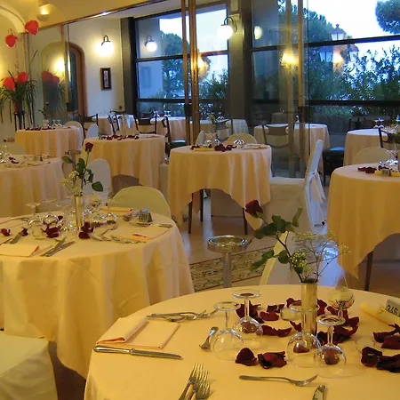 La Bussola Hotel