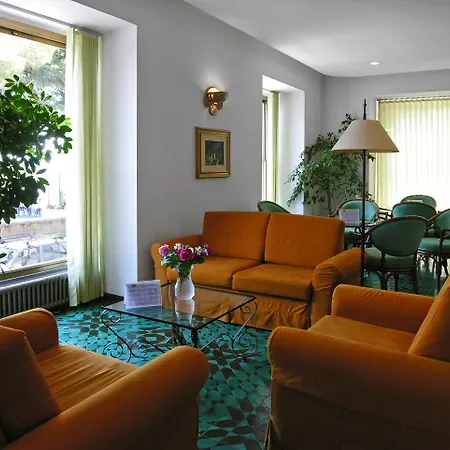 Hotel La Bussola Amalfi