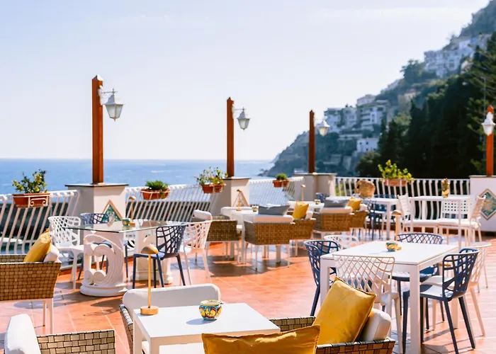 Hotel La Bussola Amalfi